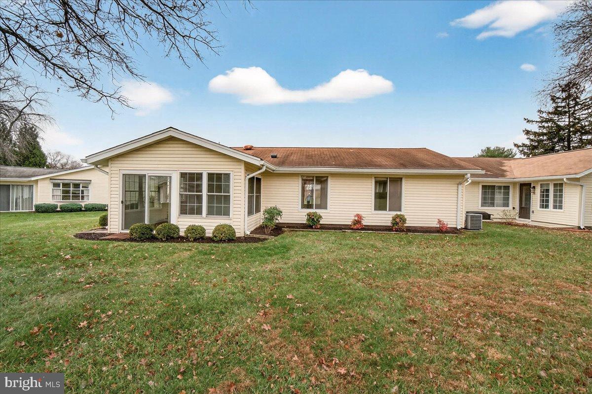 ROSSMOOR MUTUAL #18 - Residential