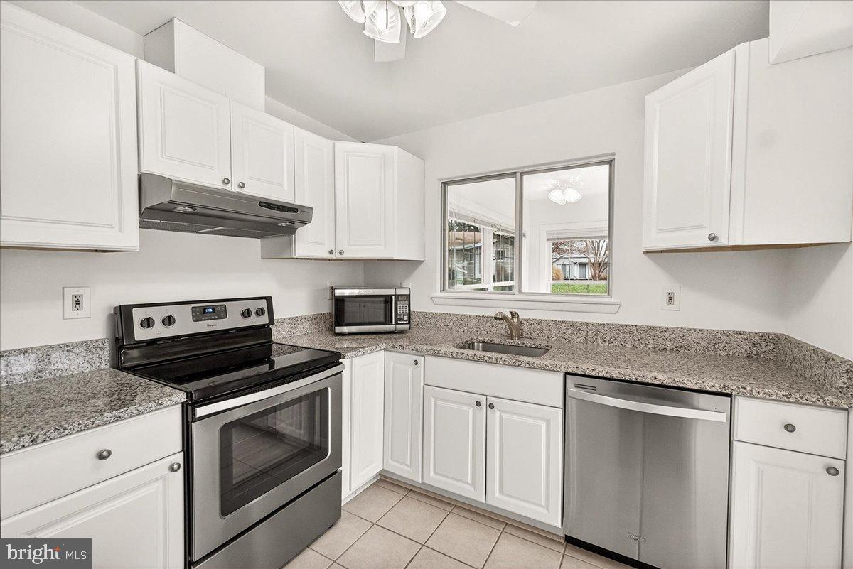 ROSSMOOR MUTUAL #18 - Residential