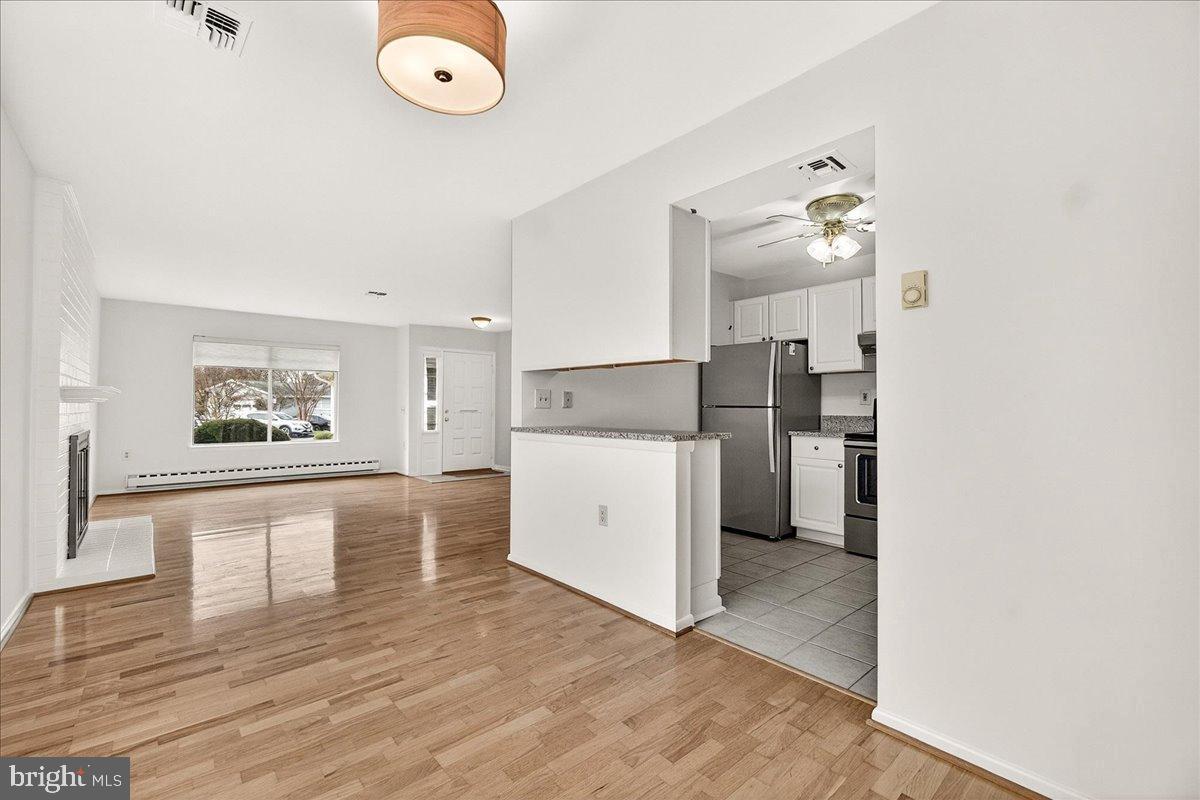 ROSSMOOR MUTUAL #18 - Residential