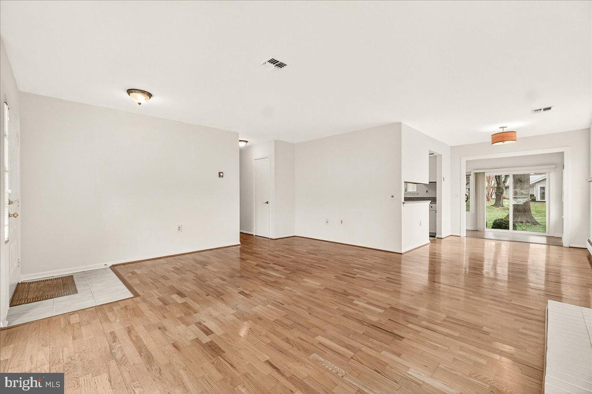 ROSSMOOR MUTUAL #18 - Residential