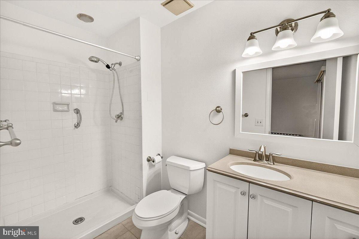 ROSSMOOR MUTUAL #18 - Residential