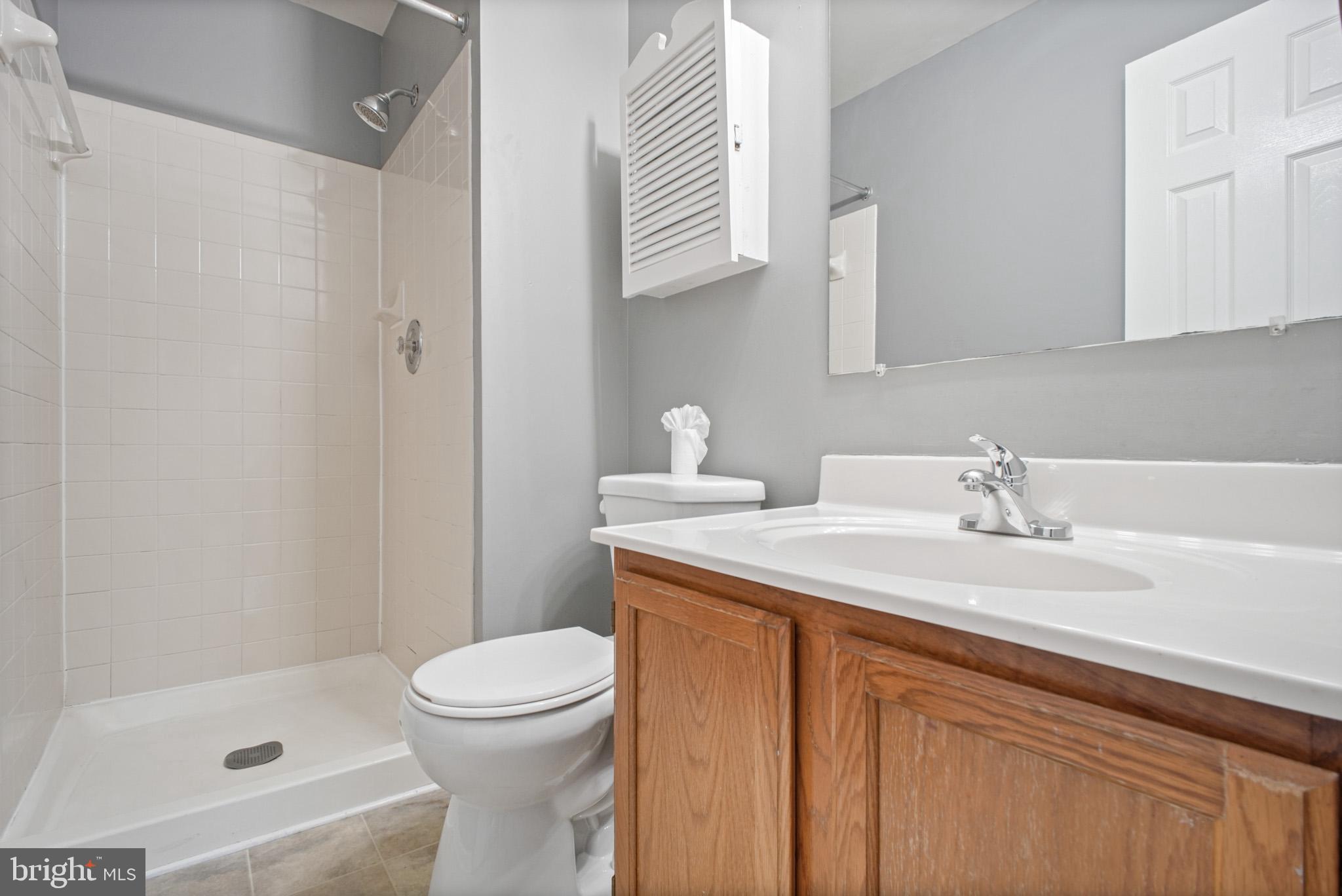 TOWNES OF ASHLEIGH - Residential