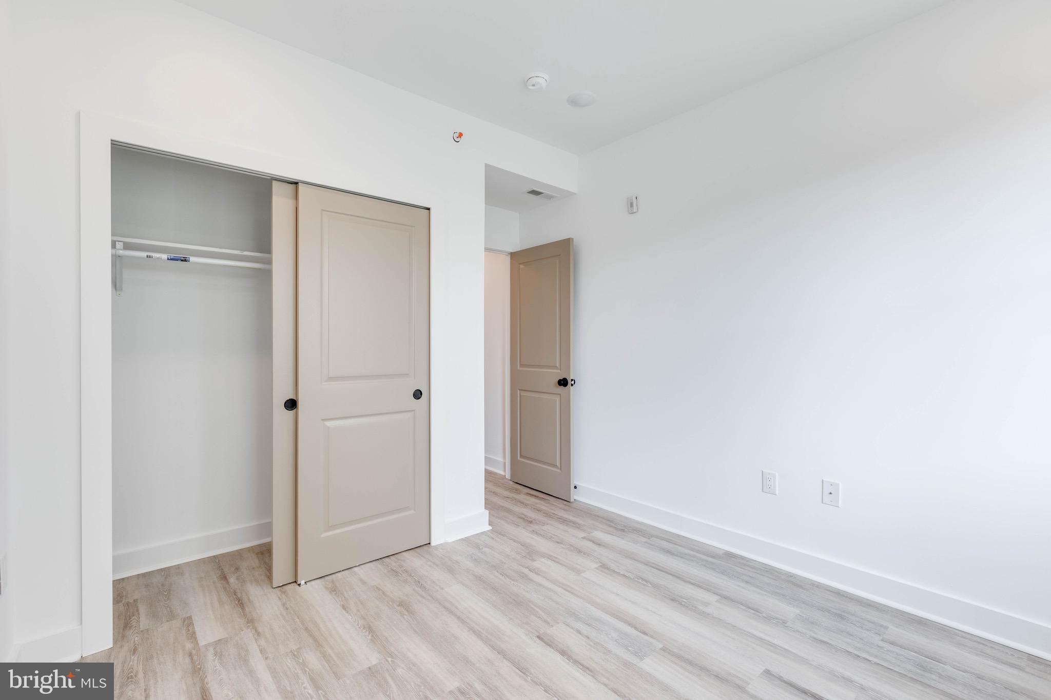 TEMPLE UNIVERSITY - Residential Lease