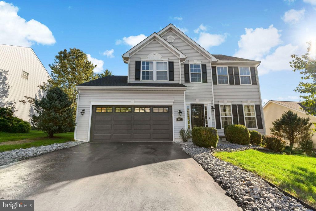 Photo of 103 Lacosta Boulevard, MARTINSBURG, WV 25405 (MLS # WVBE2045628)