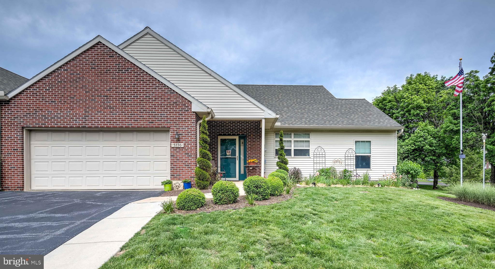 WESLEY MEWS - Residential