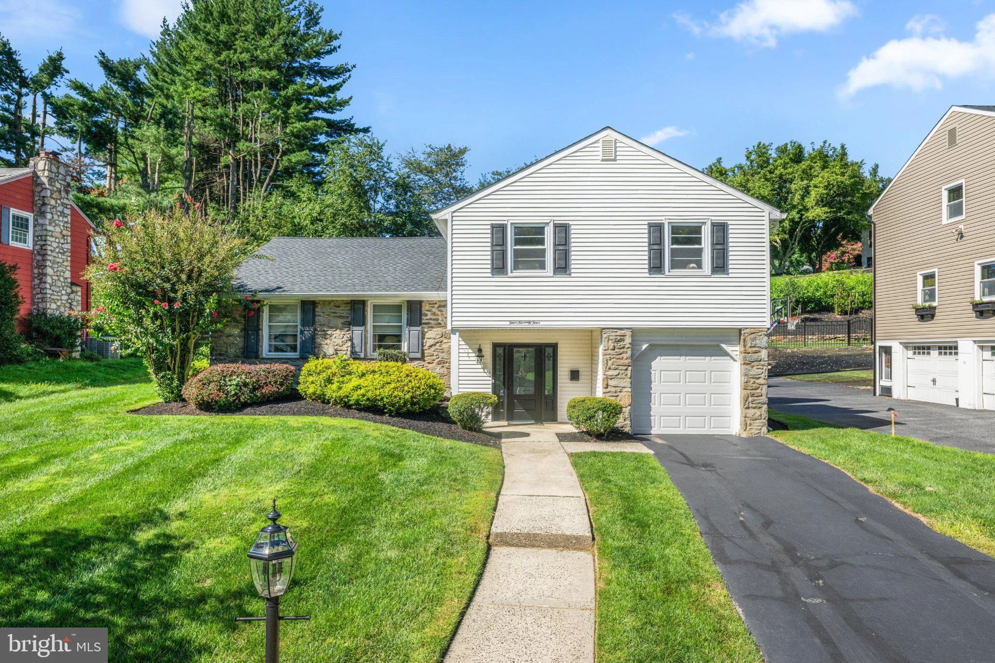 474 Doe Run Lane, Springfield, PA, 19064