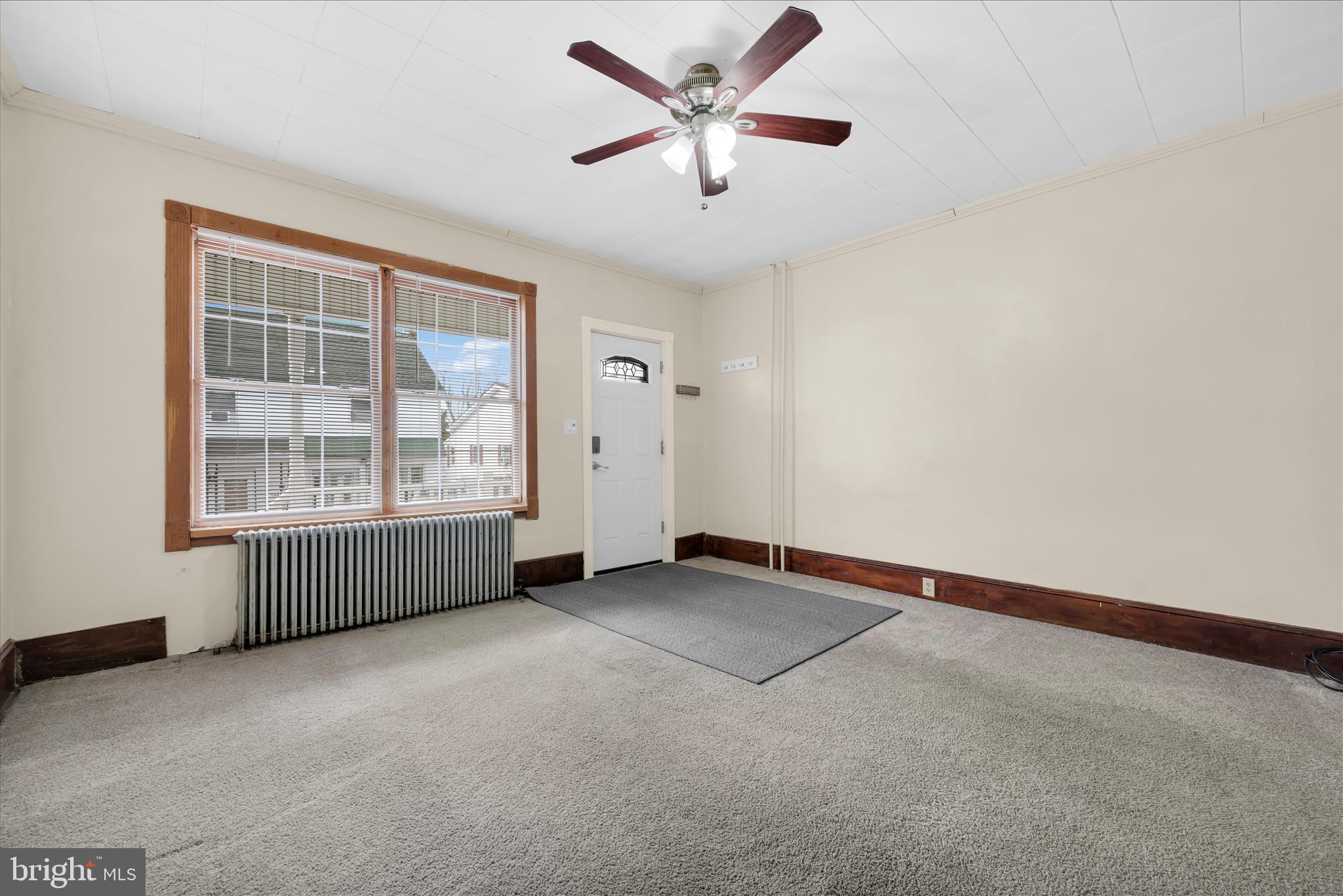 FRACKVILLE - Residential