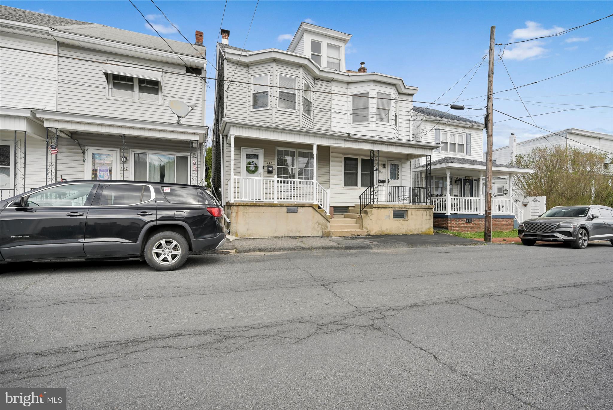 FRACKVILLE - Residential