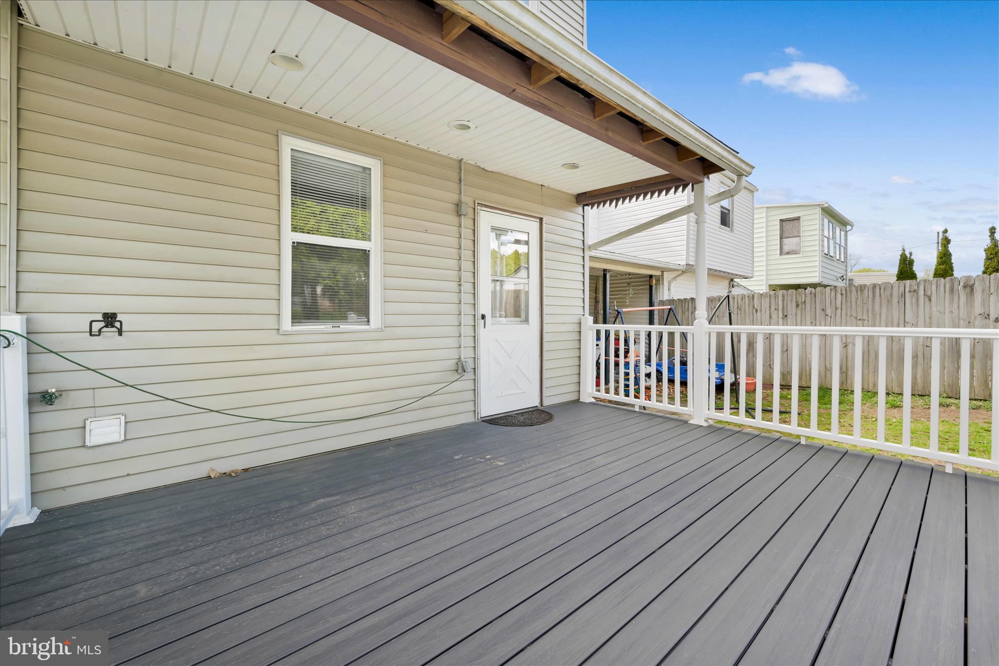 FRACKVILLE - Residential