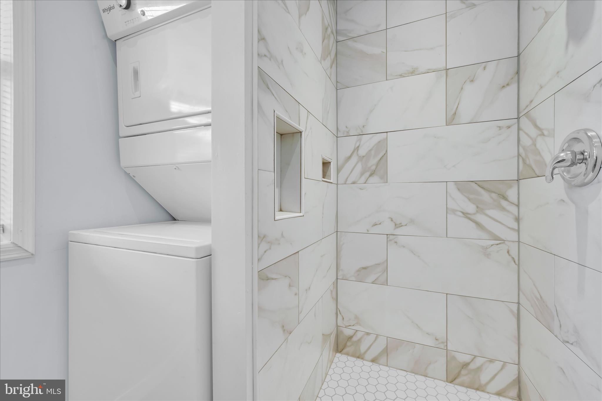 FRACKVILLE - Residential