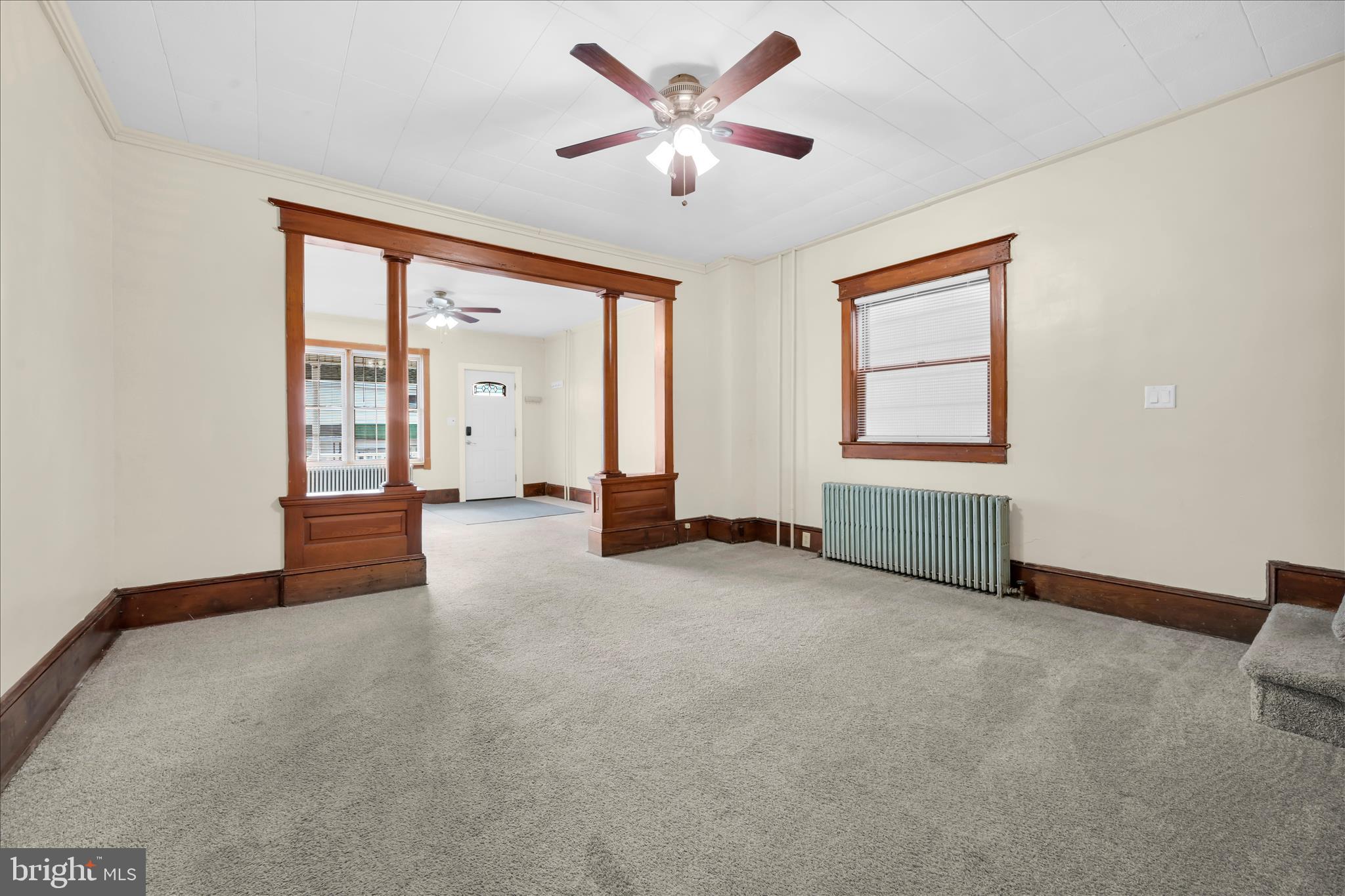 FRACKVILLE - Residential