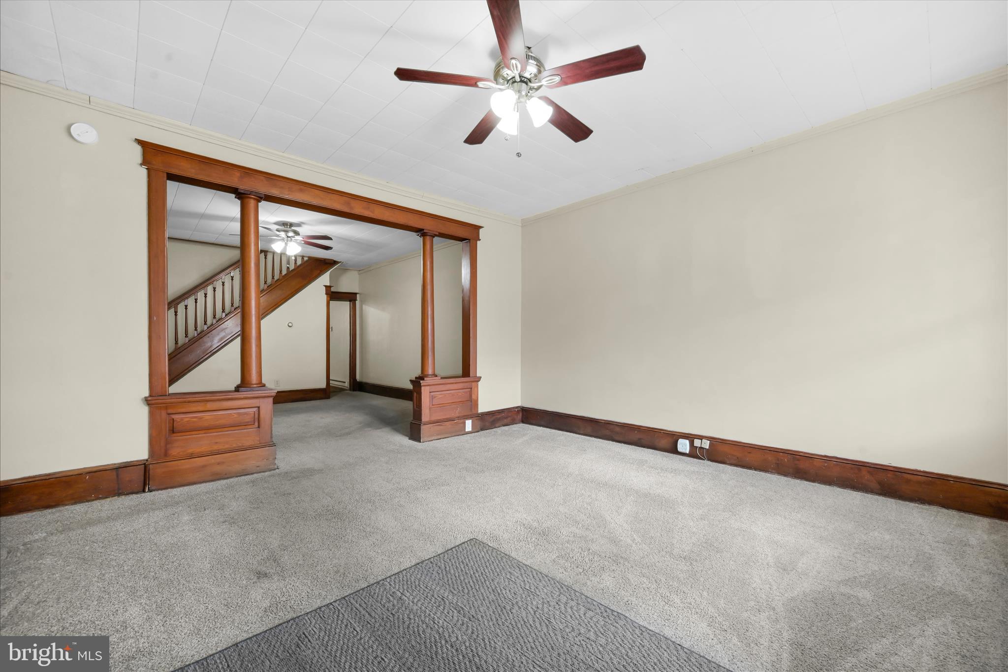 FRACKVILLE - Residential