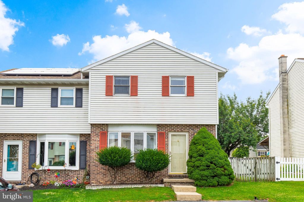 Photo of 274 Riverview Drive, Ephrata, PA 17522 (MLS # PALA2054680)