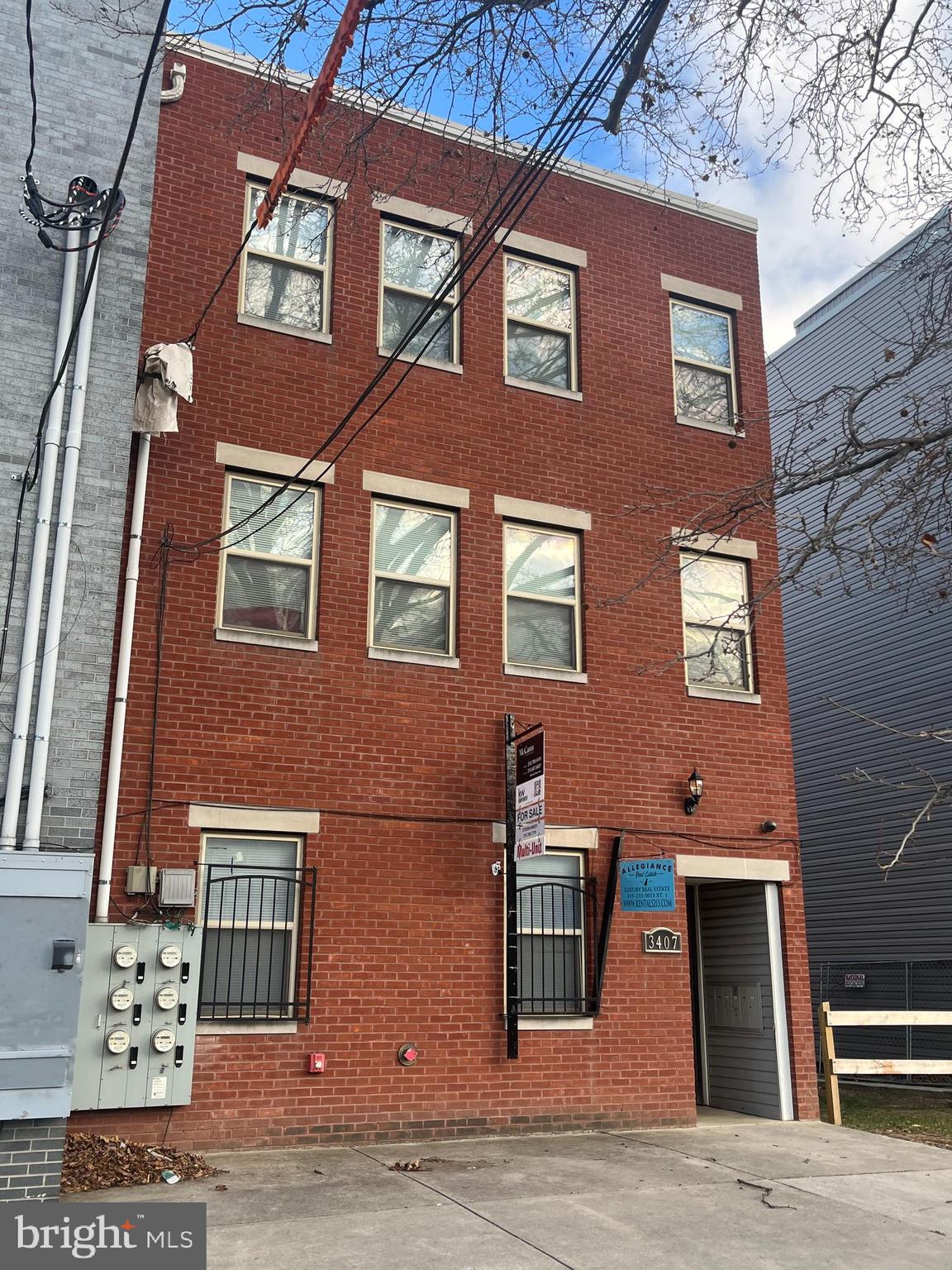 MANTUA - Commercial Sale