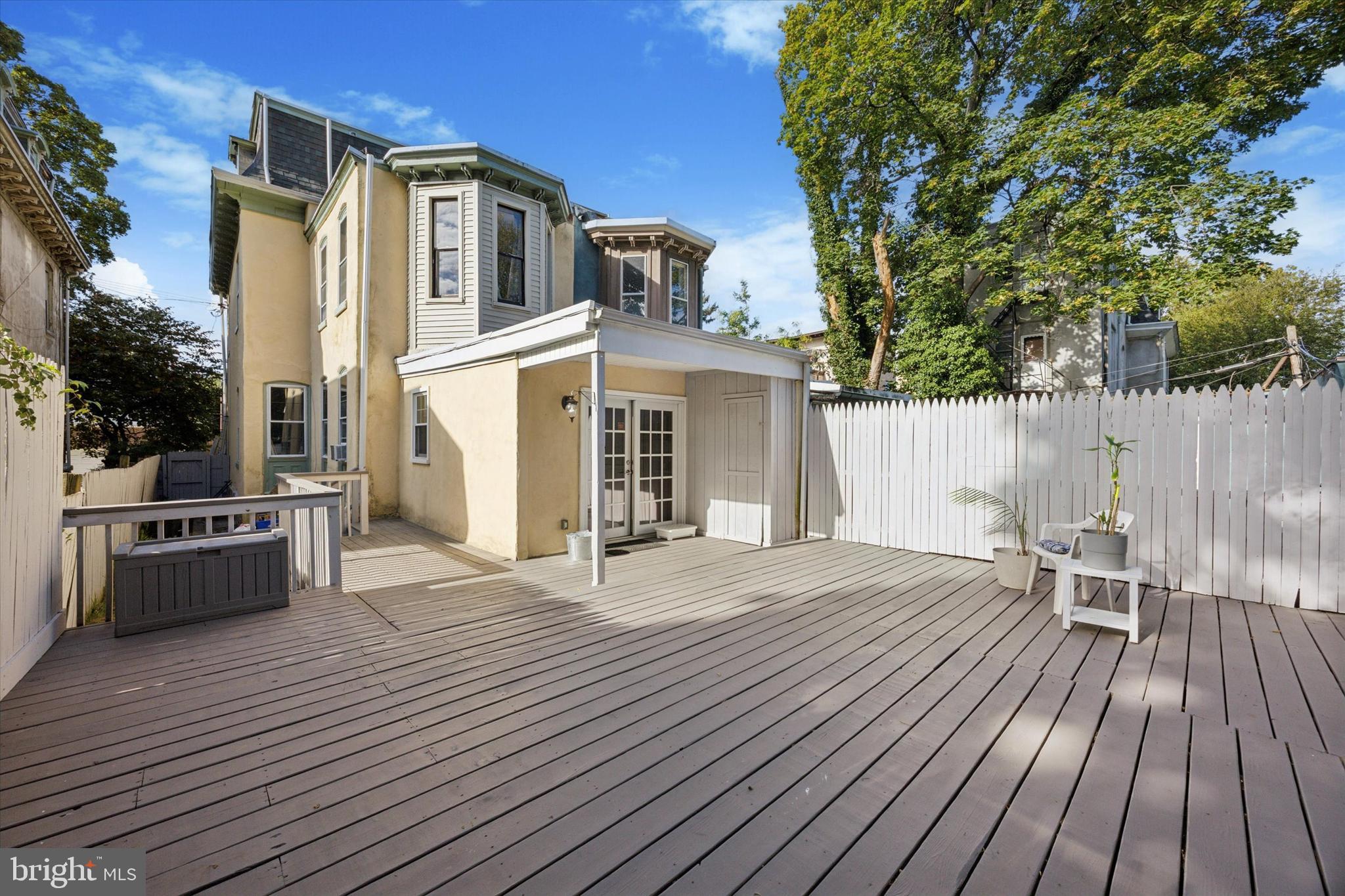 GERMANTOWN - Residential