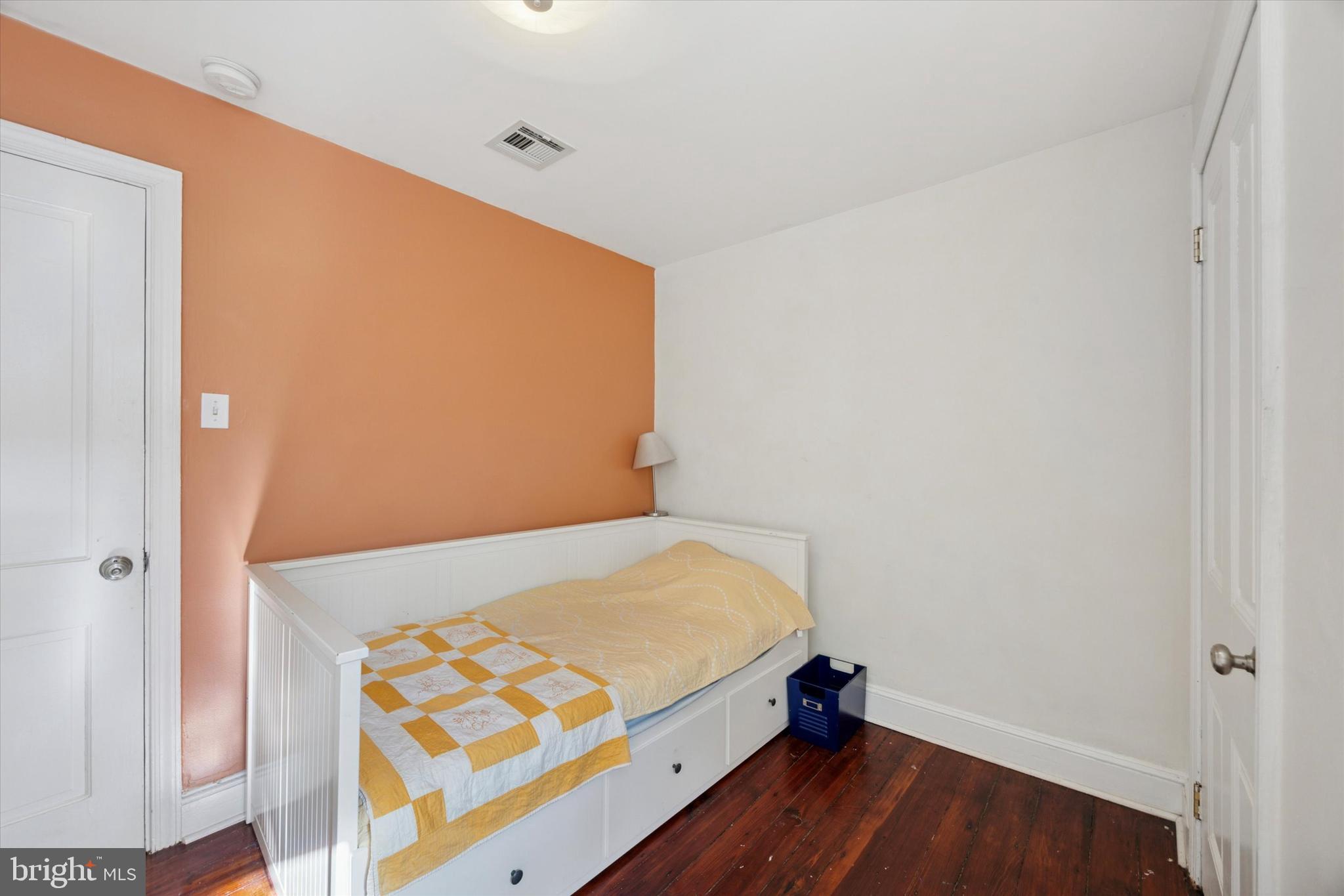 GERMANTOWN - Residential