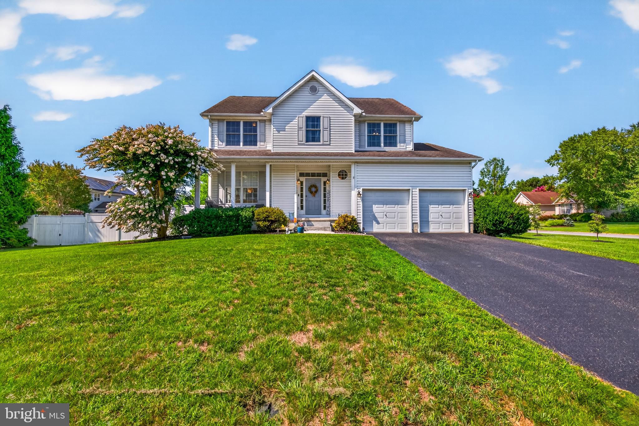 12 E GREEN LANE