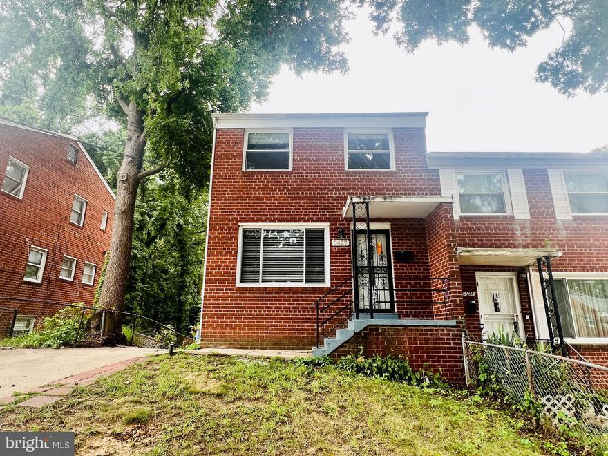 Charming 3-Level Home! Well-maintained 3-bedroom, 1.5-bath home featuring hardwood floors, a walkout basement, spacious yard, and spacious driveway. Conveniently located, just minutes from Naylor Road Metro Station (Green Line) for easy commuting. Enjoy nearby recreation at Oxon Run Park, and close to  shopping and dining at Marlow Heights Shopping Center (Giant, Macy’s, and more) and the Iverson Shopping Corridor in Hillcrest Heights—only about a mile away. Quick access to Branch Avenue (MD‑5), Suitland Parkway, and the Capital Beltway (I‑95/495) offers direct routes into Washington, D.C. and surrounding Maryland areas.  650+ credit score, no pets, no smoking.