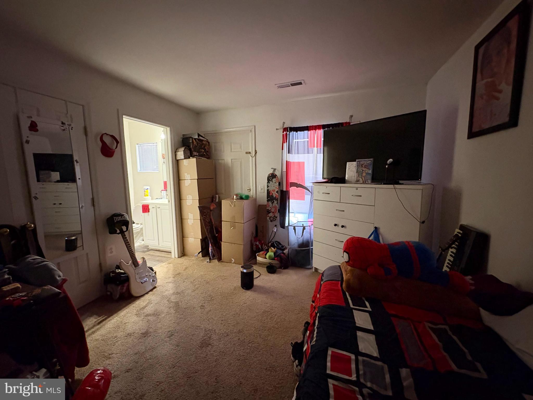 23092 FONTWELL SQUARE