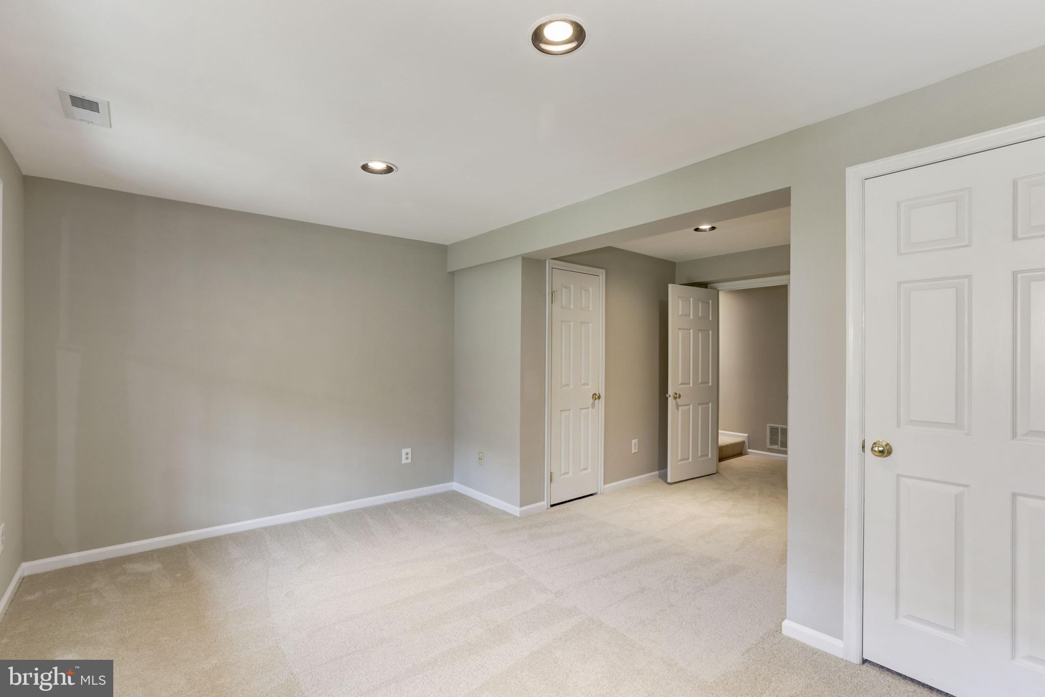 GREEN TRAILS - Residential