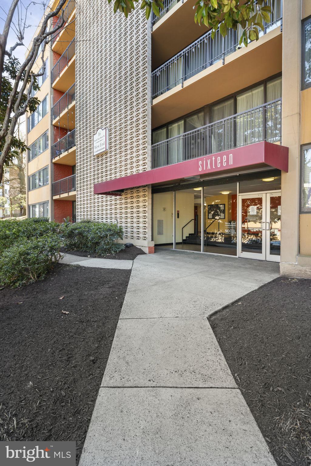 EOS TWENTY-ONE - Residential