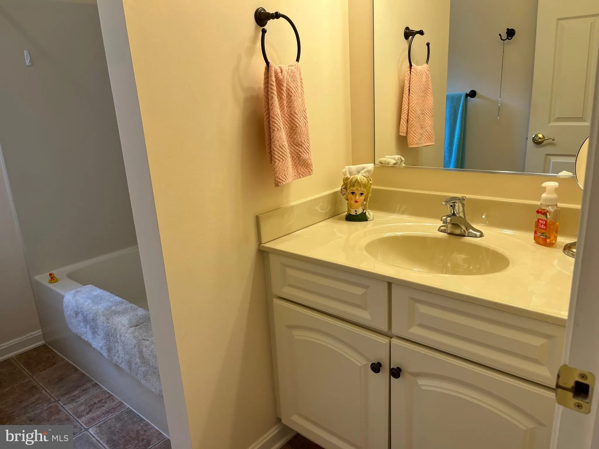 Hagerstown, Maryland 21742, United States, 3 Bedrooms Bedrooms, ,2 BathroomsBathrooms,Residential,Coming Soon,176197