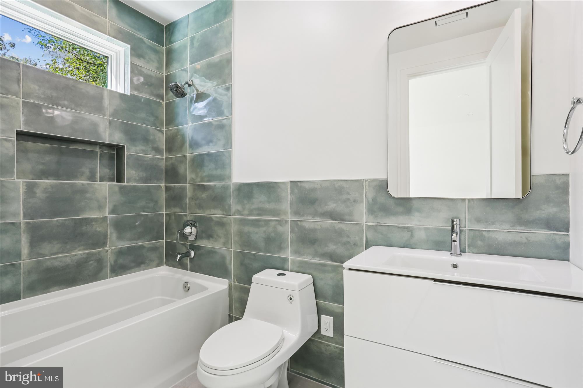 CAPITOL VIEW PARK - Residential