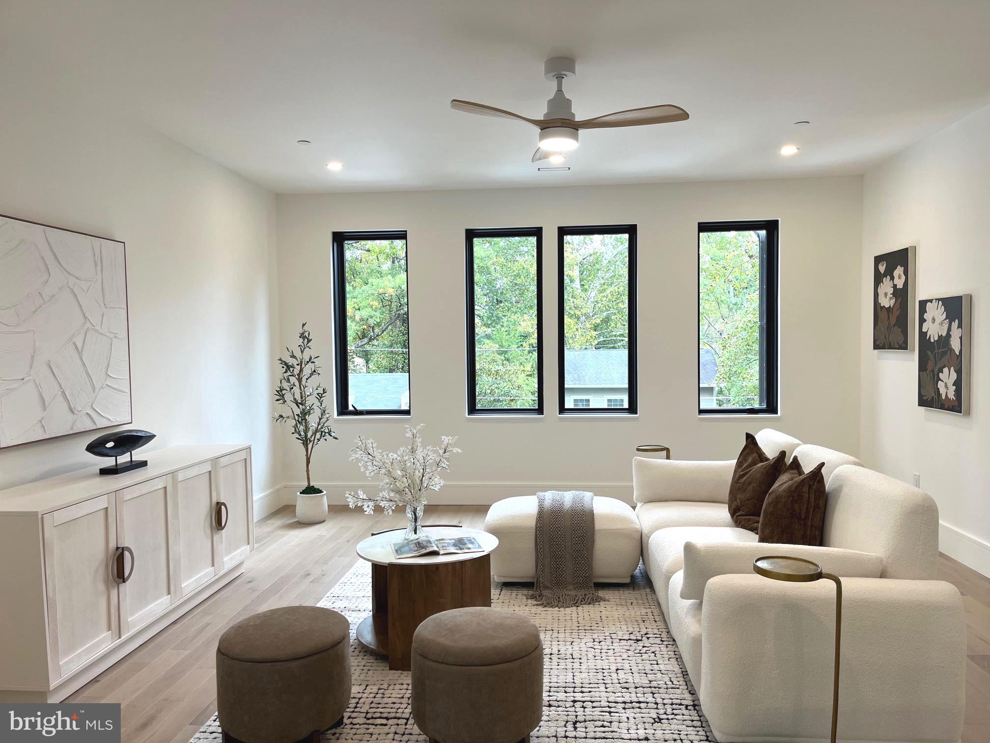 CAPITOL VIEW PARK - Residential