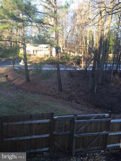 DRUM POINT - Residential Lease