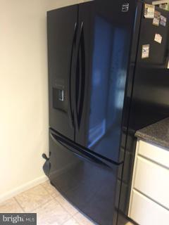 DRUM POINT - Residential Lease