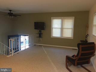 DRUM POINT - Residential Lease