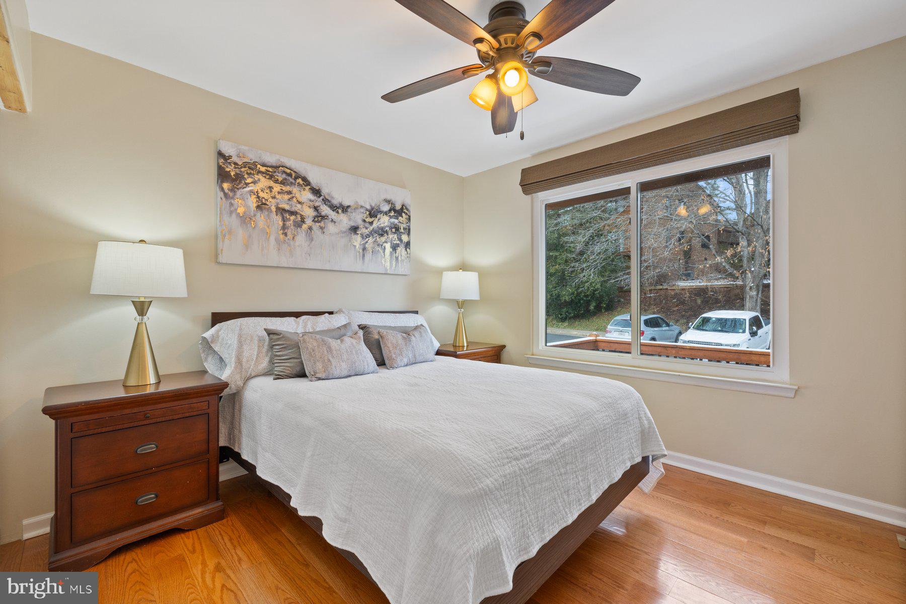 CABOTS POINT - Residential