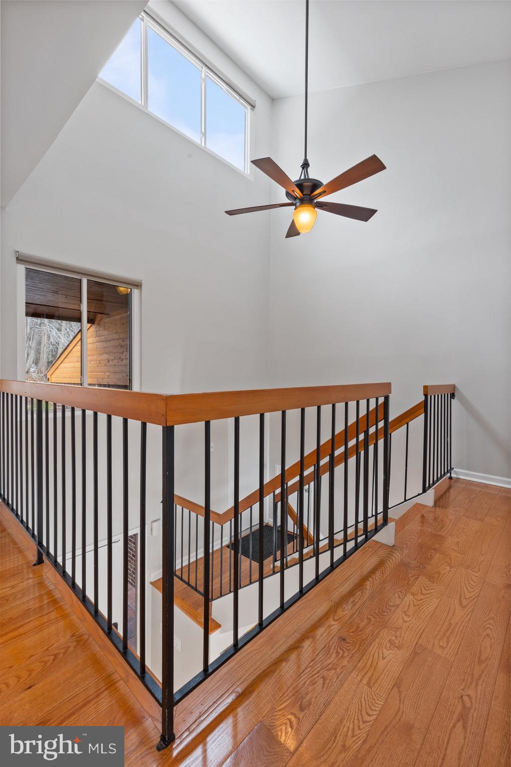 CABOTS POINT - Residential