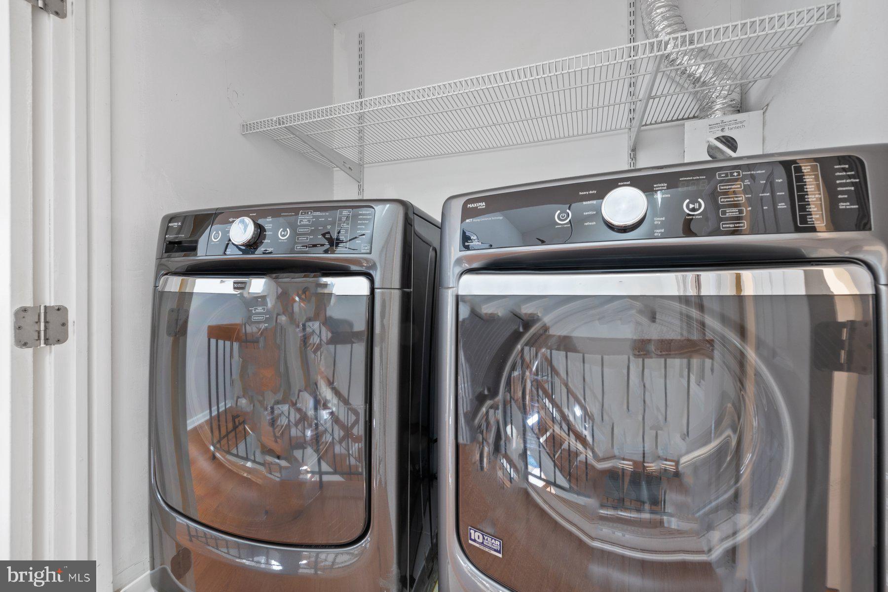 CABOTS POINT - Residential