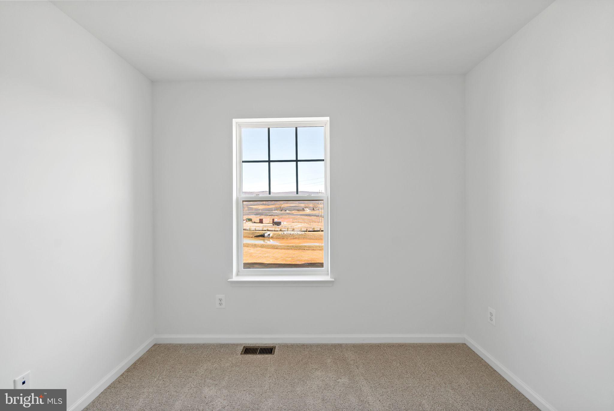 KING'S CROSSING - Residential