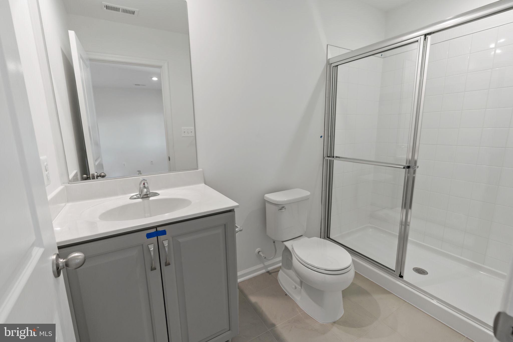 KING'S CROSSING - Residential