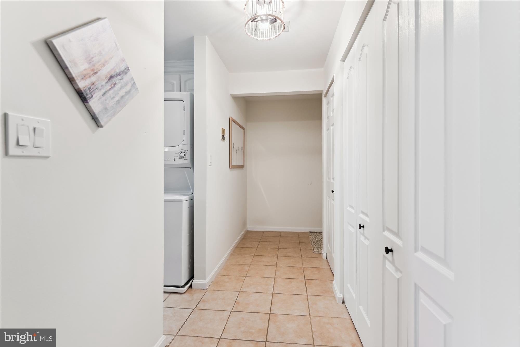 MONTGOMERY RUN - Residential