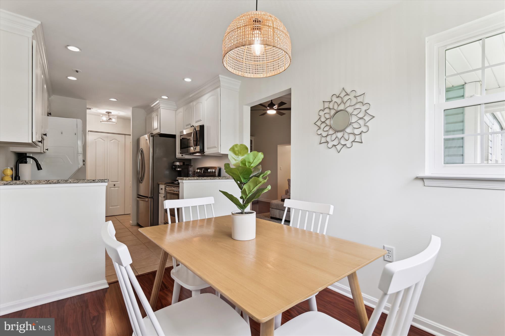 MONTGOMERY RUN - Residential