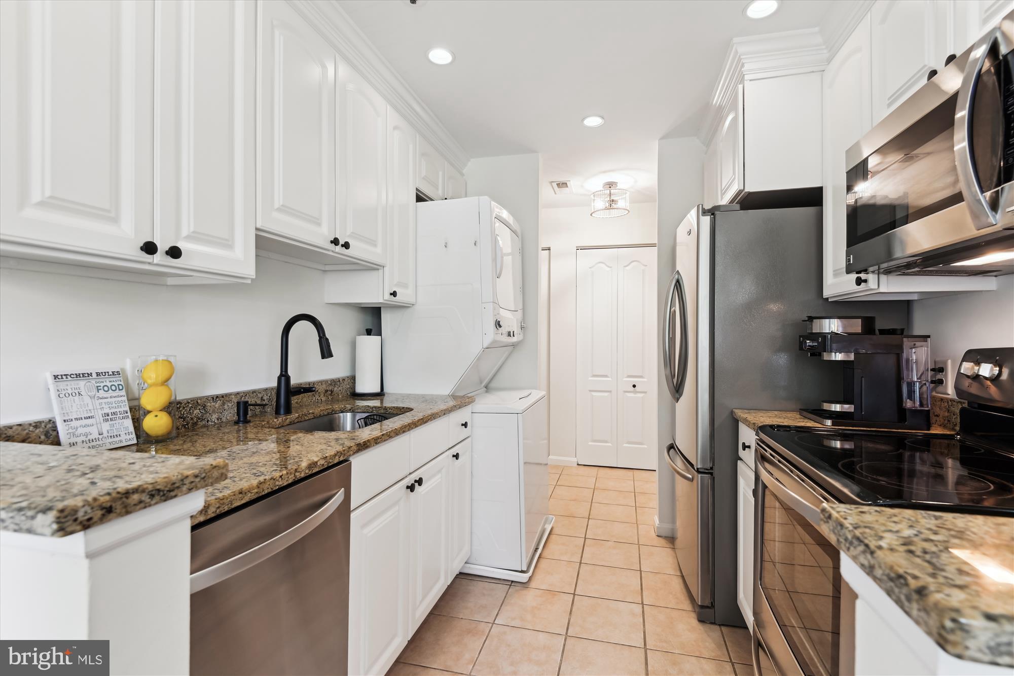 MONTGOMERY RUN - Residential