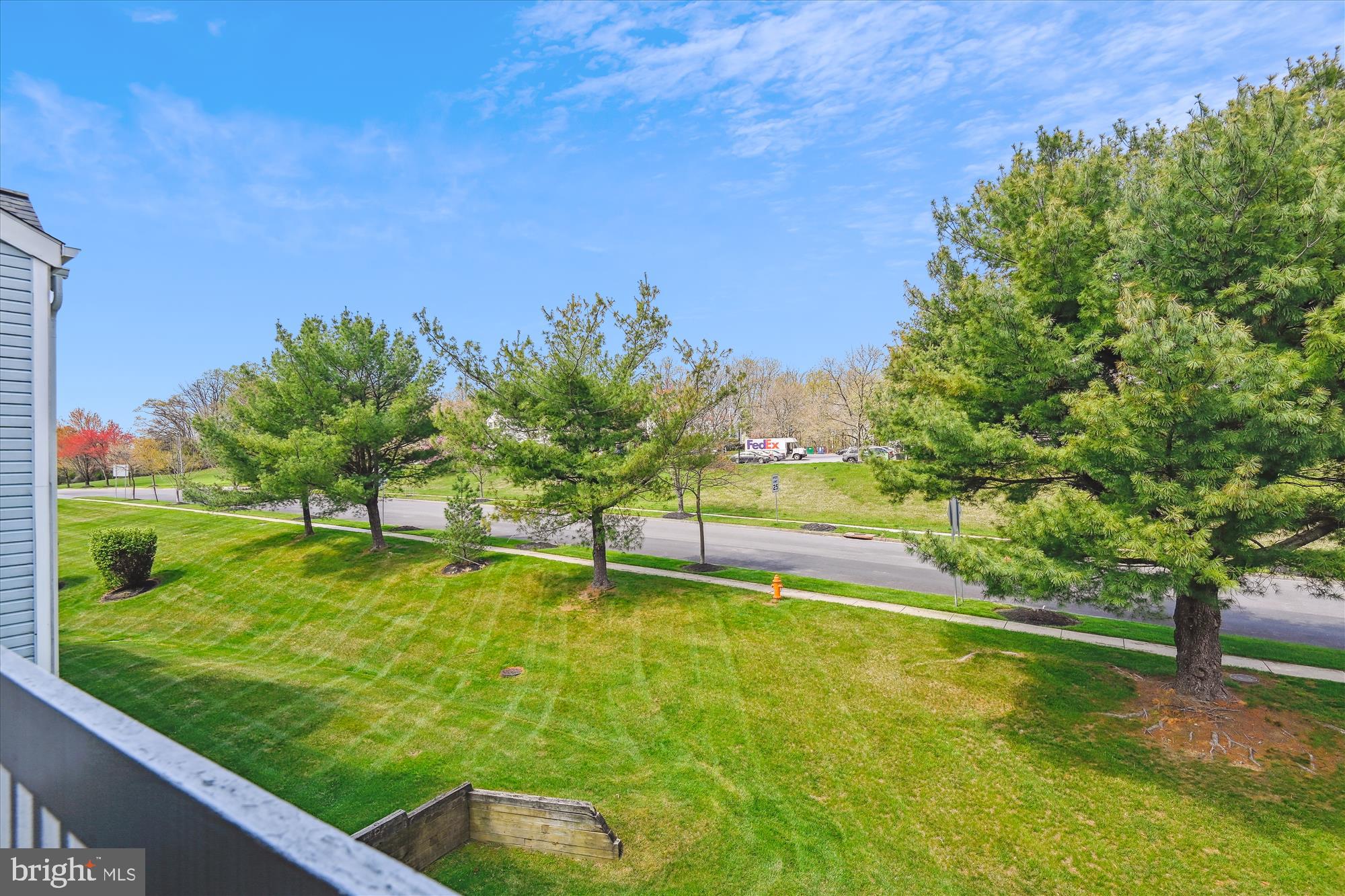 MONTGOMERY RUN - Residential