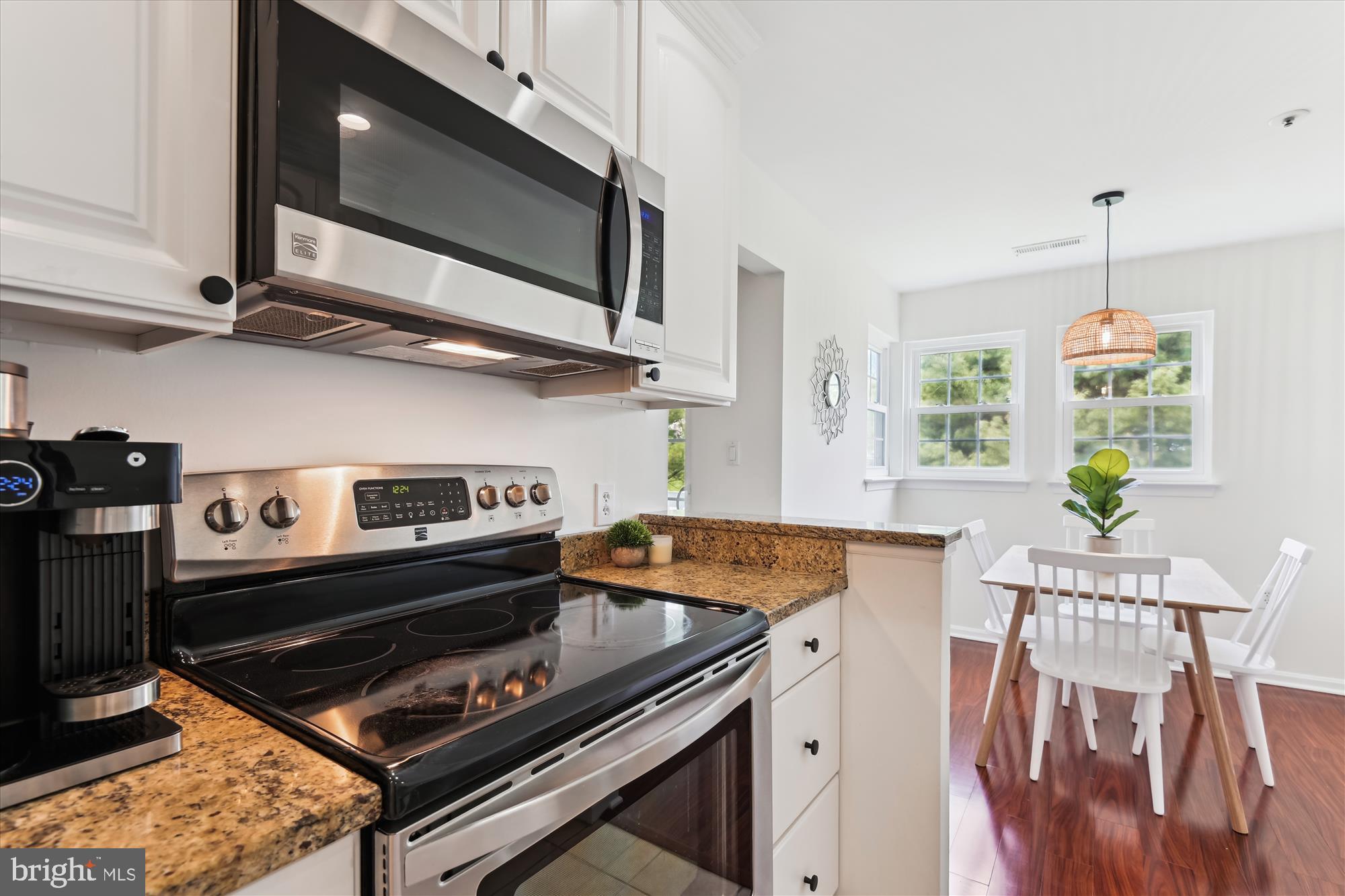 MONTGOMERY RUN - Residential