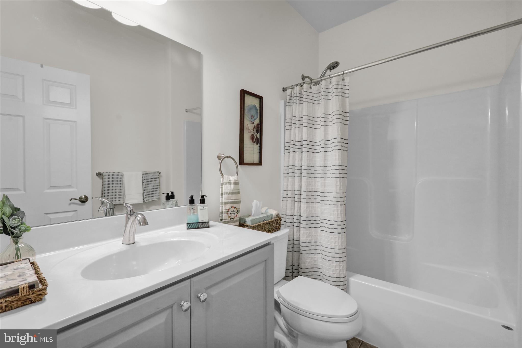 MEADOW VIEW FARMS - Residential