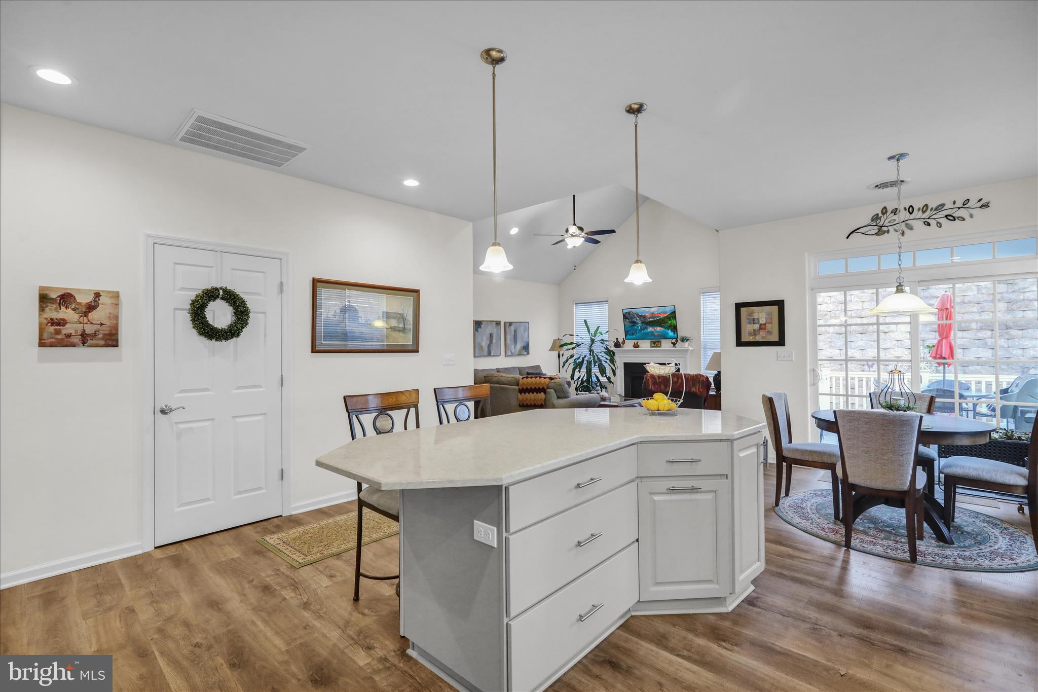 MEADOW VIEW FARMS - Residential