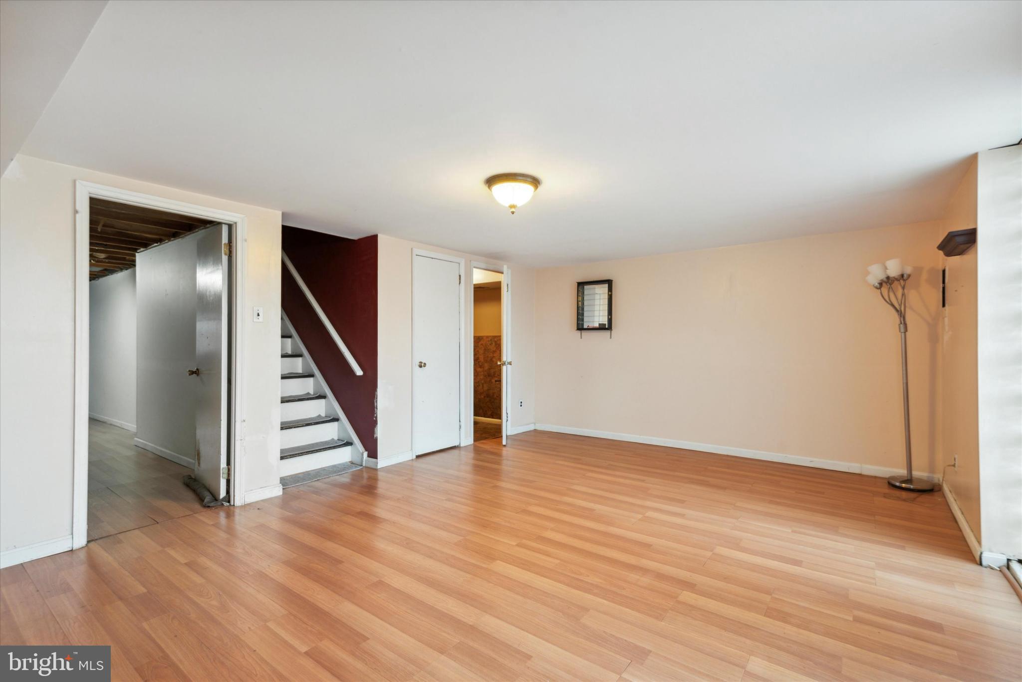 SOMERTON - Residential