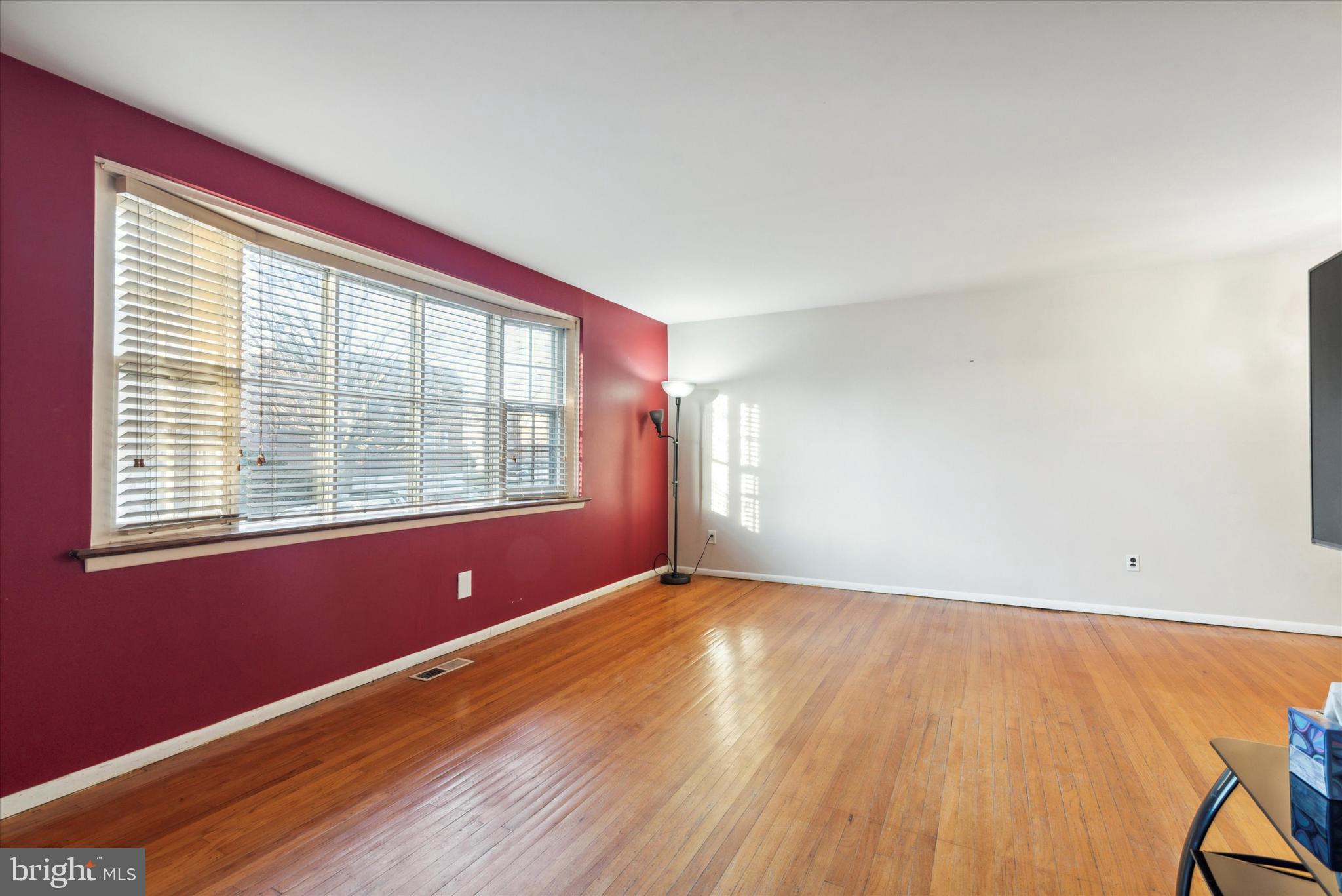 SOMERTON - Residential