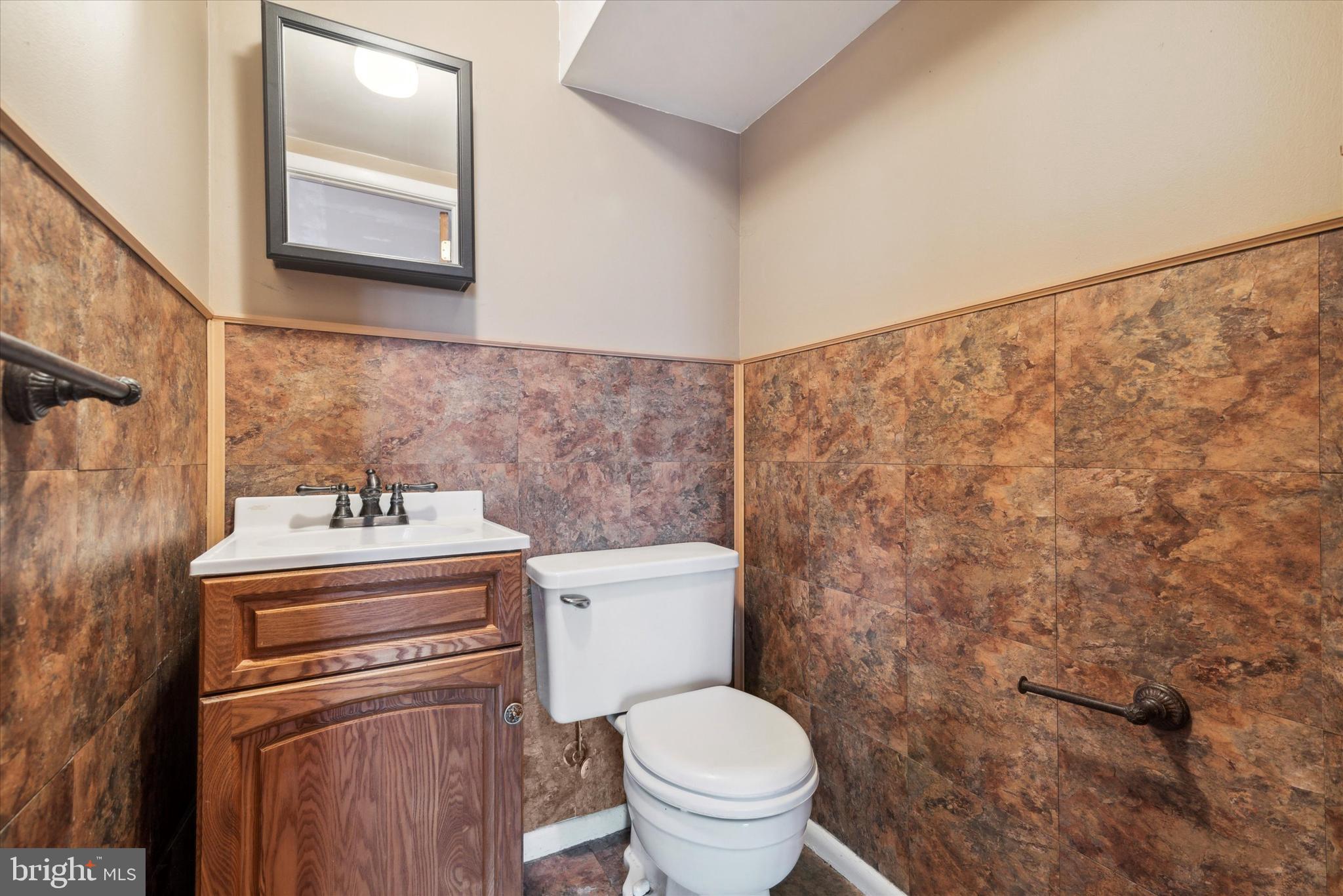 SOMERTON - Residential