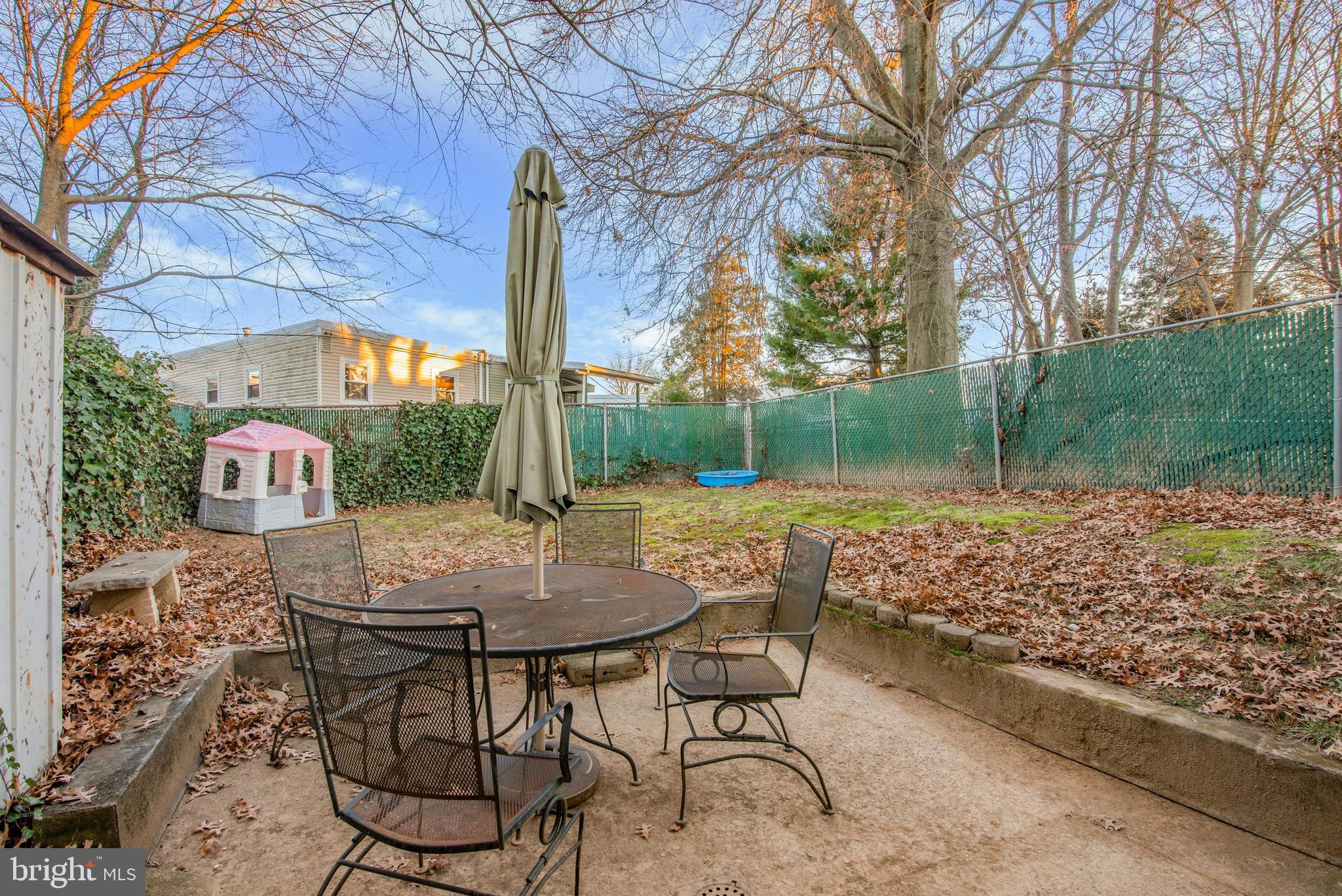 SOMERTON - Residential