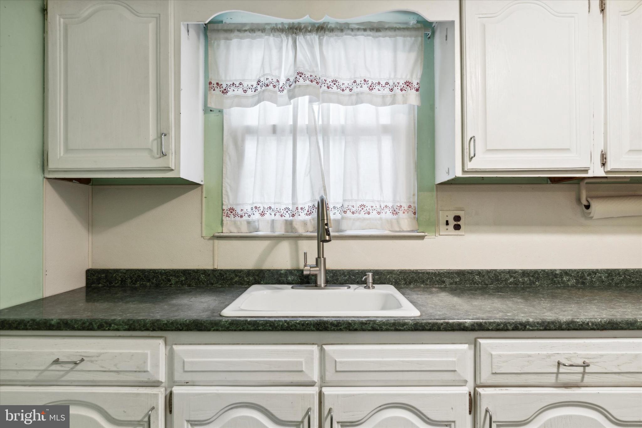 SOMERTON - Residential