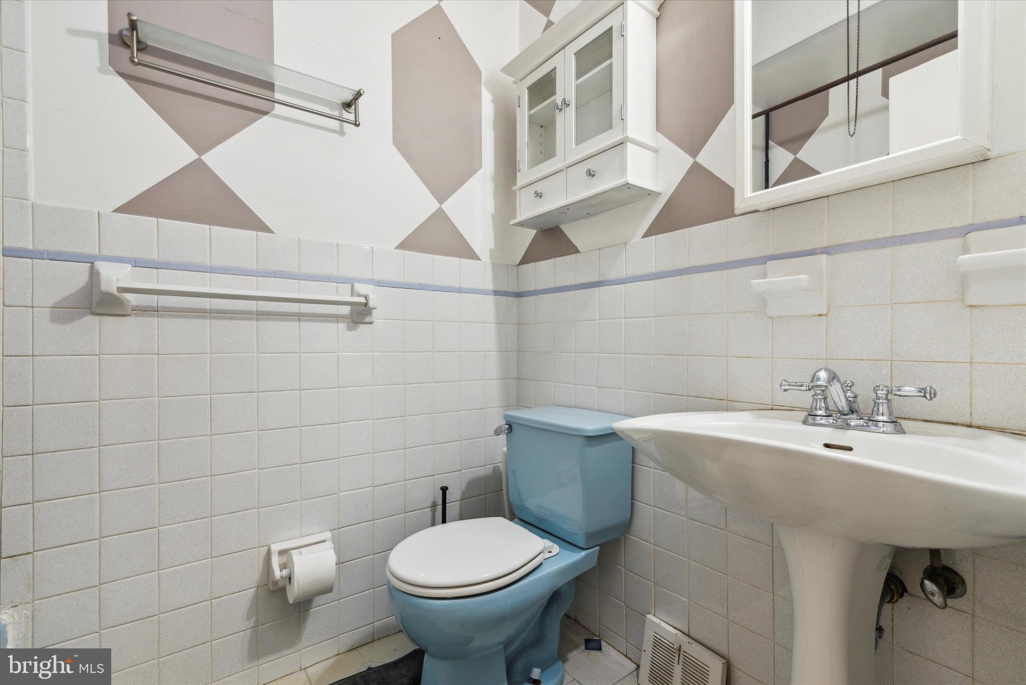 SOMERTON - Residential