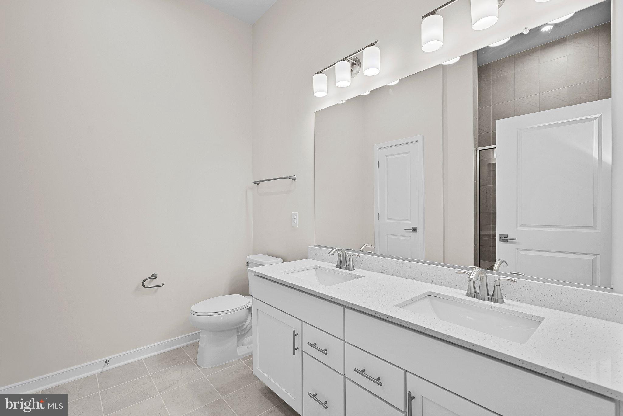 POTOMAC STATION MARKETPLACE - Residential